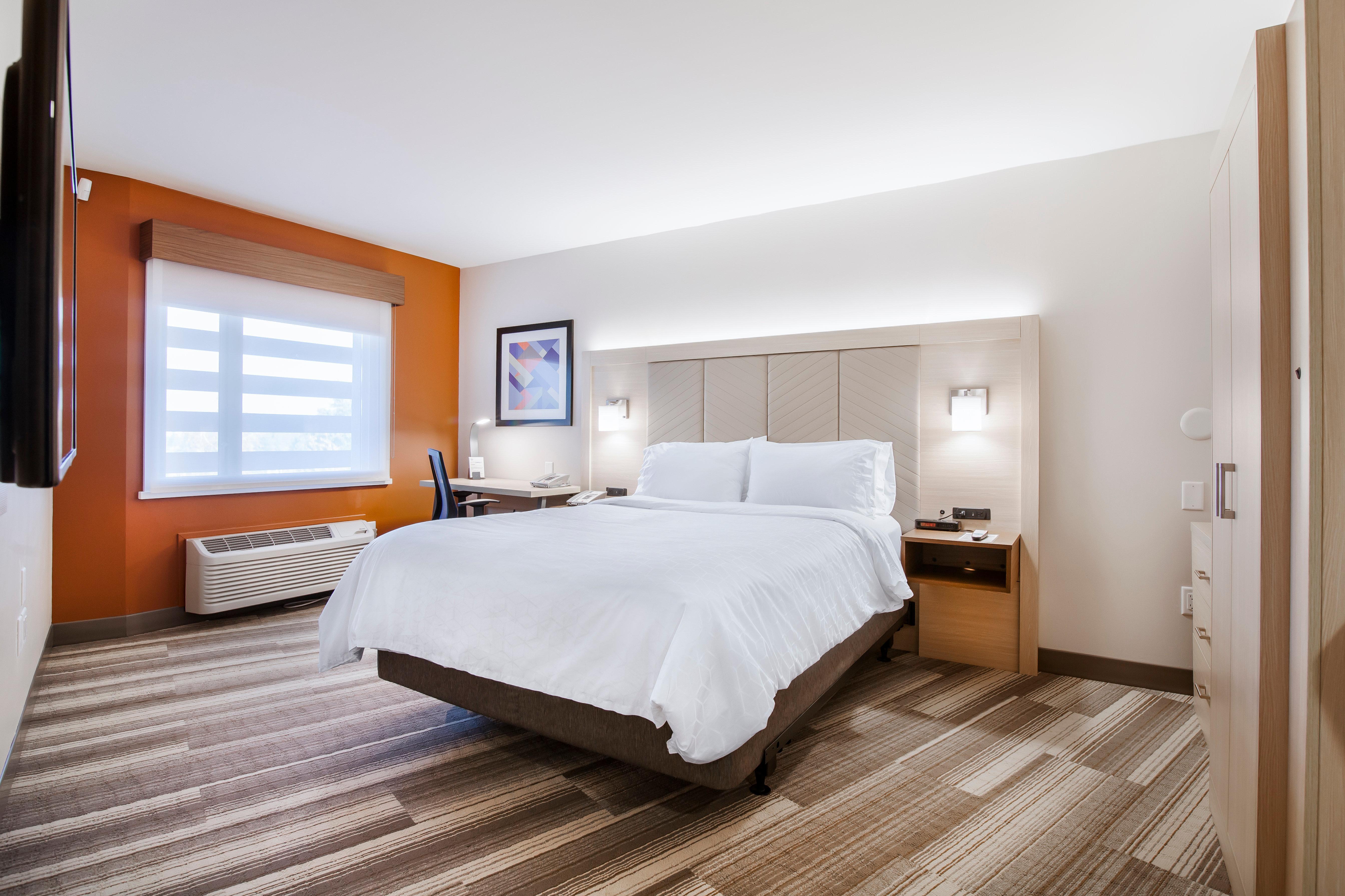 Holiday Inn Express & Suites Langley By Ihg Exterior foto